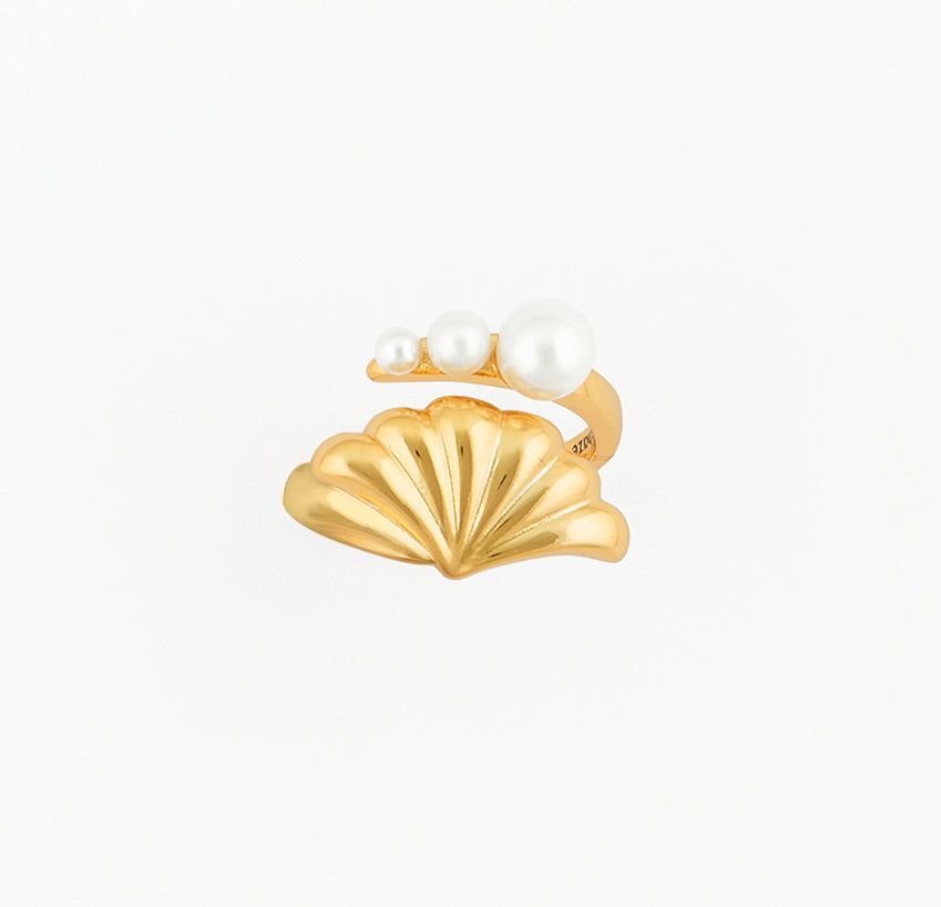 Coast's Crest Ring