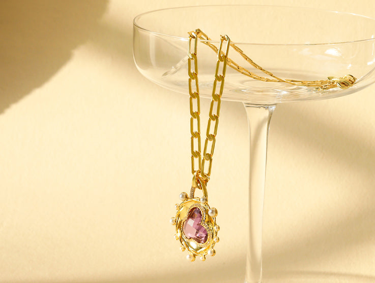 Victrix Golden Necklace