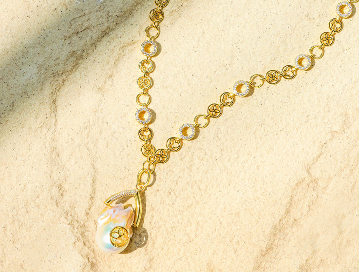 Charis Golden Necklace