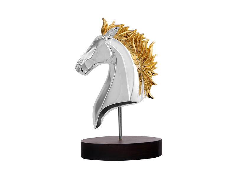 Nouvau Horse Head
