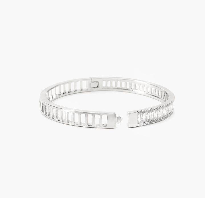 Ursa Silver Bangle