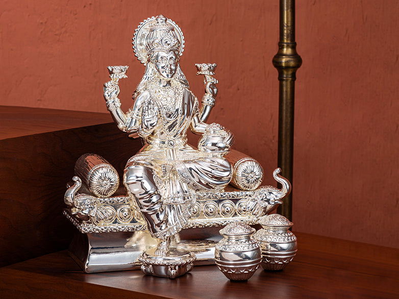 Lakshmi: Throne of Fortune